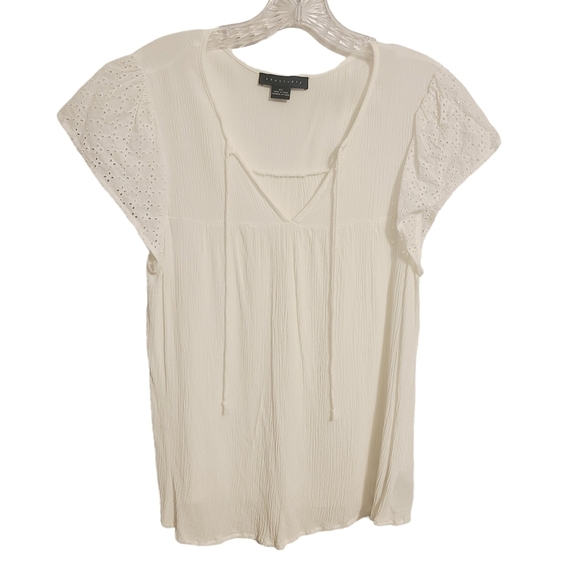 Sanctuary | Women's Classic White Blouse w/ Eyelet Short Sleeves (Size XL) - Picture 1 of 12